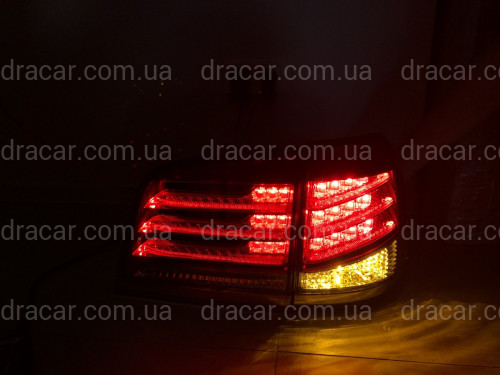 Задні ліхтарі рестайлінг Lexus LX 570 2012-2015 червоно-білі (комплект 4шт.) артикул 6249