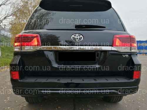 Обвіс спідниця заднього бампера Executive Toyota Land Cruiser 200 стиль 2016 колір чорний артикул 6498
