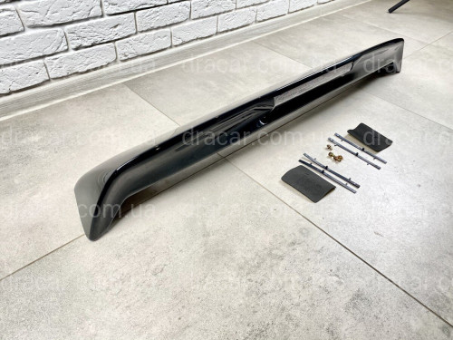 Спойлер на кришку багажника Toyota Land Cruiser Prado 120 2003-2009 колір чорний ABS пластик артикул 232