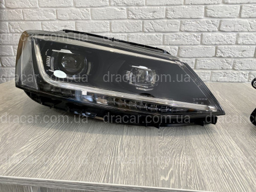 Фари  Volkswagen Jetta 2010-2017 у стилі Passat B8 артикул 7457