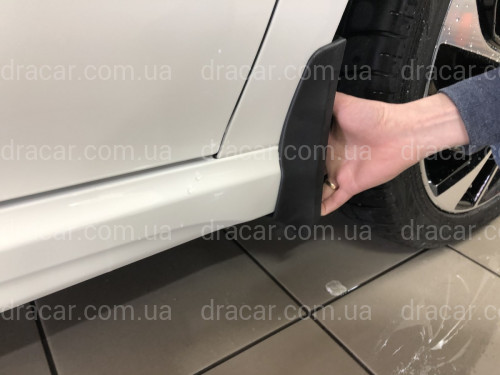 Бризковики Toyota Camry 70 SE / XSE 2017+ комплект 4 шт. артикул 7341