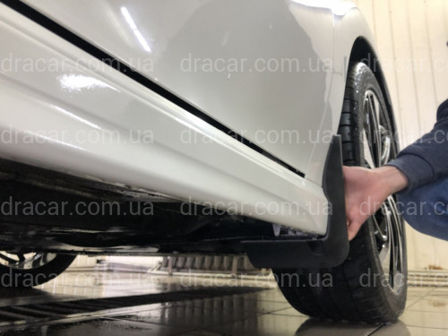 Бризковики Toyota Camry 70 SE / XSE 2017+ комплект 4 шт. артикул 7341