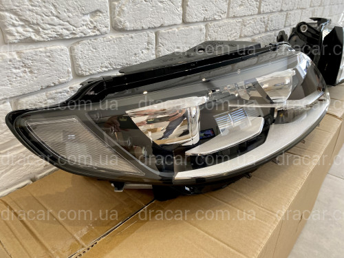 Передні фари Volkswagen Passat CC 2013-2017 комплектні (блоки, лампи) артикул 7560
