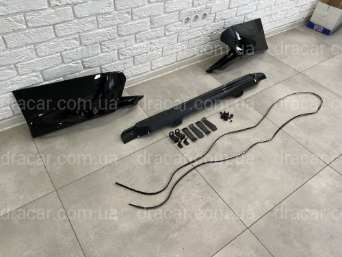 Спідниця заднього бампера TRD Toyota Land Cruiser Prado 150 2017-2022 колір чорний (бічні кути + центр вставка) 3 частини артикул 7645