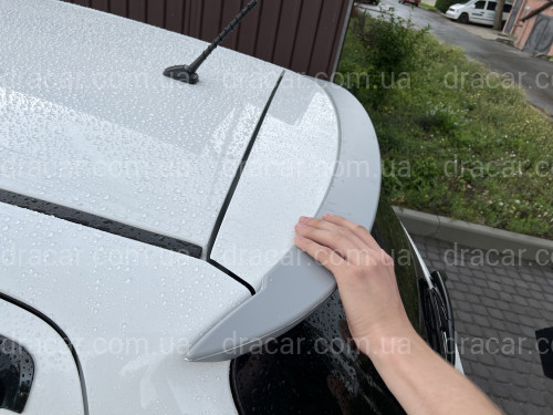 Спойлер козирок на кришку багажника Toyota Yaris 2011-2015 ABS пластик під фарбування артикул 6063