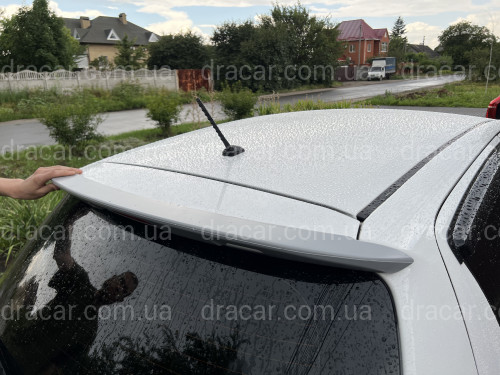 Спойлер козирок на кришку багажника Toyota Yaris 2011-2015 ABS пластик під фарбування артикул 6063