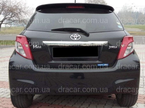 Спойлер козирок на кришку багажника Toyota Yaris 2011-2015 ABS пластик під фарбування артикул 6063