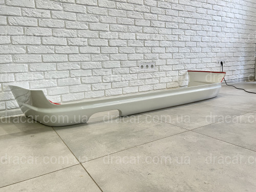 Задня спадниця бампера Modelista для Land Cruiser 200 2007-2015 ABS пластик Є ТРІЩІНА артикул 5920