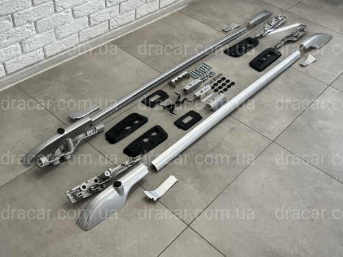 Рейлінги на дах Toyota Land Cruiser 200 2007-2022 З ОТВОРОМ НА ЗАДНІХ КРИШКАХ ПІД ПРАПОР (алюміній 2шт.) колір срібло артикул 4086