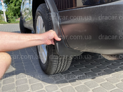 Бризковики задні Nissan Qashqai / Rogue Sport 2014+ комплект 2шт. артикул 6124