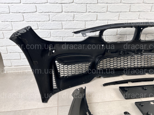 Передній бампер M3 стиль BMW 3 Series F30 F31 2012-2018 (під омивачі / з отворами під парктроніки) артикул 7916