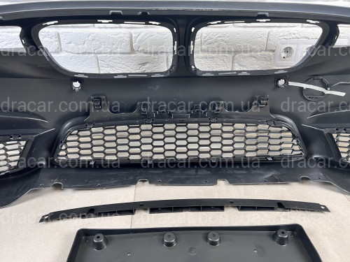 Передній бампер M3 стиль BMW 3 Series F30 F31 2012-2018 (під омивачі / з отворами під парктроніки) артикул 7916