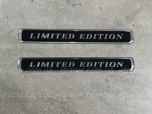 Наклейки на кузов Toyota Land Сruiser LIMITED EDITION 2шт артикул 5843