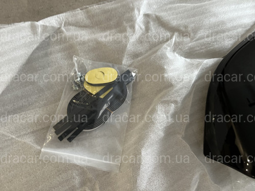 Спойлер козирок Toyota Land Cruiser 200 2007-2015  ABS пластик чорний колір артикул 1487