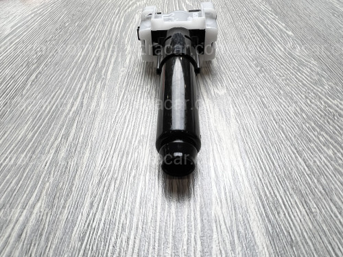 Форсунка омивача фари права Lexus GX 460 2014-2022 8520760090 артикул 4731
