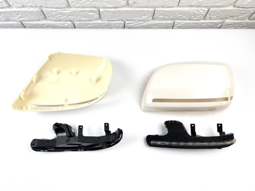 Кришки дзеркал з повторювачами поворотів Toyota LC 200 2007-2011 / Lexus LX 570 2007-2011 колір білий артикул 4090