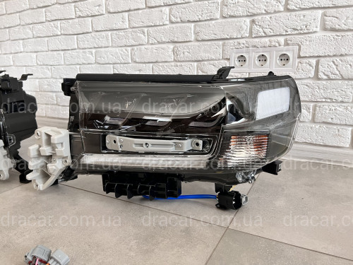 Фари FULL LED 3 лінзи Toyota Land Cruiser 200 2015-2022 (ліва+права) артикул 7654