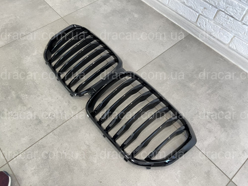 Решітка радіатора ніздрі M-Perfomance стиль BMW X5 G05 2019-2022 чорний глянець артикул 7889