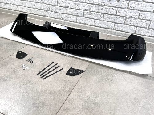 Спойлер козирок Toyota Land Cruiser 100 / Lexus LX 470 1998-2007 ABS пластик колір чорний артикул 697