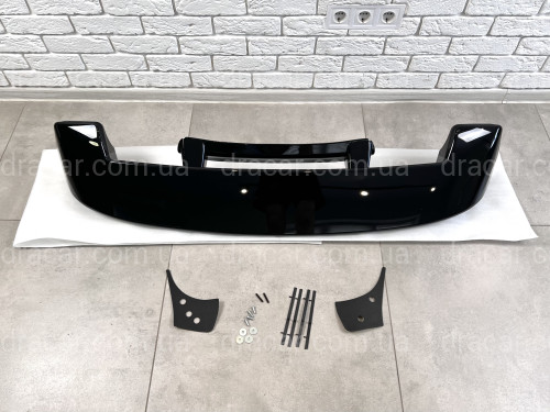 Спойлер козирок Toyota Land Cruiser 100 / Lexus LX 470 1998-2007 ABS пластик колір чорний, модель Maxi артикул 3902