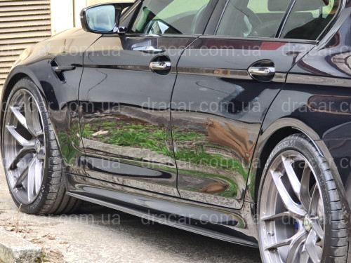Леза під пороги M-Perfomance BMW 5 series G30 G31 2017- 2шт. чорний глянець артикул 8146
