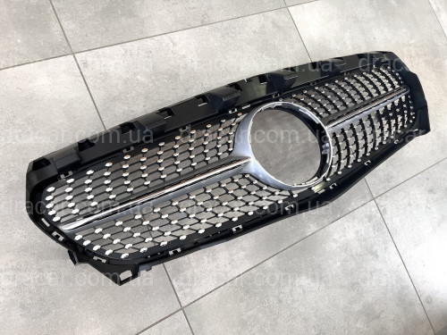 Решітка радіатора Diamond Silver для Mercedes CLA-Class W117 2013-2015 артикул 8206