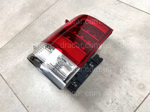 Задній лівий зовнішній ліхтар OEM Toyota Land Cruiser 200 2016-2021 артикул 5744