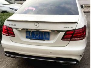 Спойлер лип на багажник Mercedes W212 2009-2016 ABS пластик колір чорний глянець