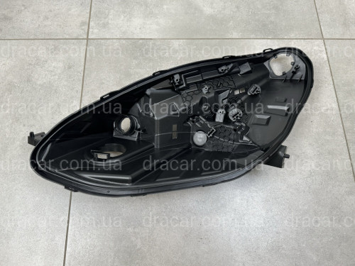 Корпус фари лівий Tesla model 3 2017- / Tesla model Y 2020- артикул 8226