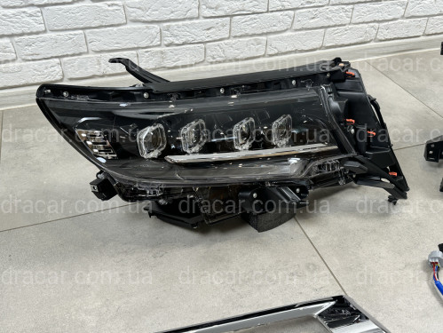 Led фари 4 лінзи стиль BUGATTI для Toyota Land Cruiser Prado 150 рестайлінг 2018-2023 артикул 8451