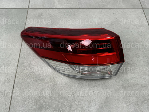 Задній ліхтар зовнішній лівий Toyota Highlander 2017-2019 артикул 8556