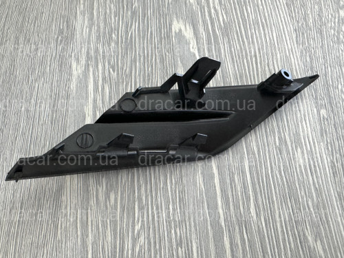 Накладка решітки права 5312306120 для Toyota Camry 70 LE XLE EU 2018- артикул 6847