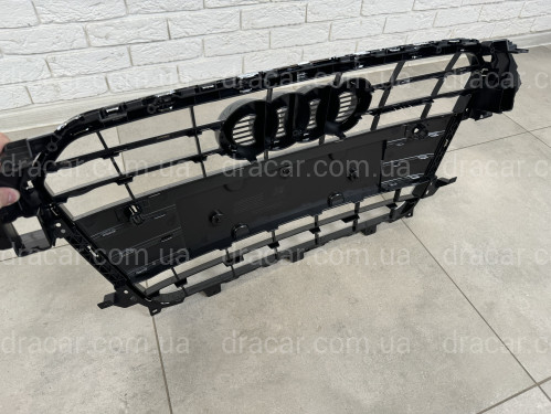 Решітка радіатора Audi A4 B8 2012-2015 чорна з хромом артикул 8607