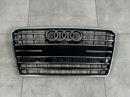 Решітка радіатора Audi A7 2010-2014 чорна з хромом артикул 8610