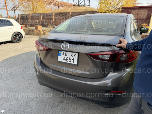 Спойлер ліп Mazda 3 SD 2013-2018 АBS пластик, колір чорний глянець артикул 8657