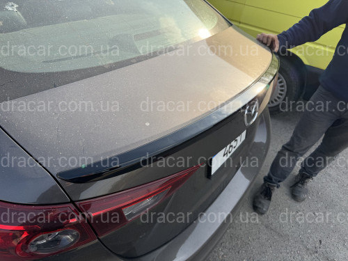 Спойлер ліп Mazda 3 SD 2013-2018 АBS пластик, колір чорний глянець артикул 8657