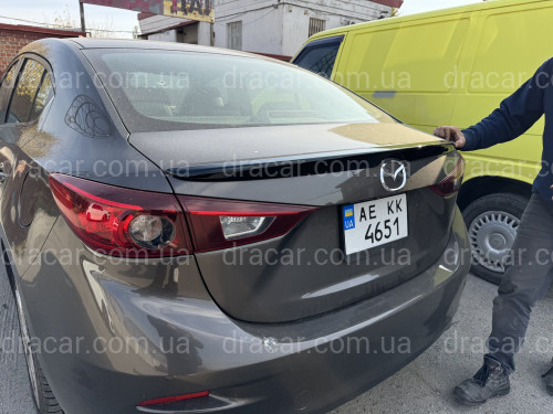 Спойлер ліп Mazda 3 SD 2013-2018 АBS пластик, колір чорний глянець артикул 8657