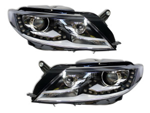 Передні фари Volkswagen Passat CC 2013-2017 комплектні (блоки, лампи)