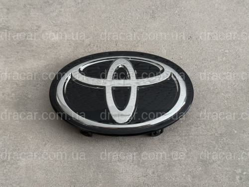 Емблема TOYOTA чорна ПІД ДИСТРОННИК 5314133130 артикул 8896