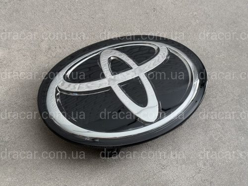 Емблема TOYOTA чорна ПІД ДИСТРОННИК 5314133130 артикул 8896
