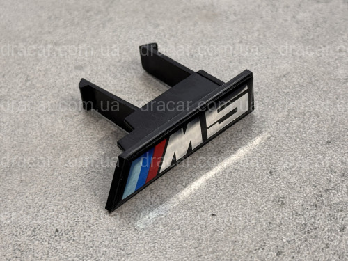 Шильдик в радіаторну решітку M5 BMW 5 series G30 / G31 2020+  артикул 758