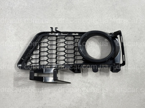 Накладка на протитуманну фару ліва M пакет 51118062631 BMW 3 series F30 F31 2012-2018 артикул 1841