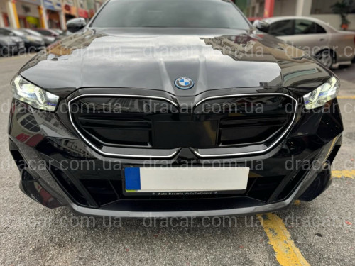 Решітка радіатора ніздрі з підсвічуванням Iconic Glow BMW 5 series G60 G90 i5 2024- артикул 9497