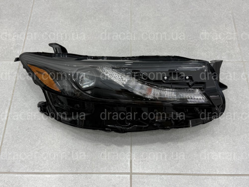Права фара Toyota Camry 80 LE SE USA 2023- артикул 9777