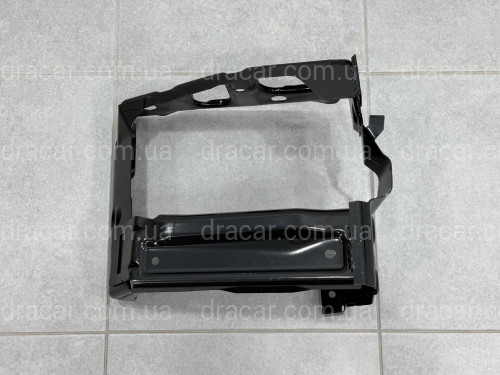 Кронштейн підсилювач переднього бампера лівий 51117357183 для BMW 5 series G30 G31 артикул 9880