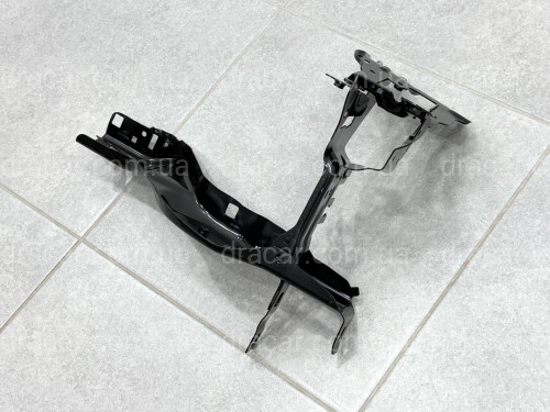 Кронштейн кріплення правої фари 51647383858 / 51647449816 для BMW 5 series G30 G31 артикул 9883