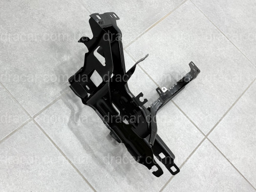 Кронштейн кріплення фари правий 51647421710 для BMW X5 G05 артикул 9868