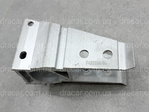 Кронштейн підсилювача правий 51117422234 для BMW 3 series G20 G21 артикул 9897