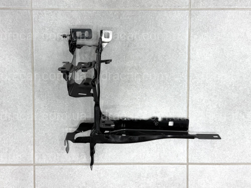 Кронштейн лівого окуляра 51647422293 для BMW 3 series G20 G21 артикул 9903