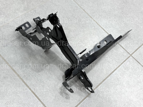 Кронштейн лівого окуляра 51647422293 для BMW 3 series G20 G21 артикул 9903
